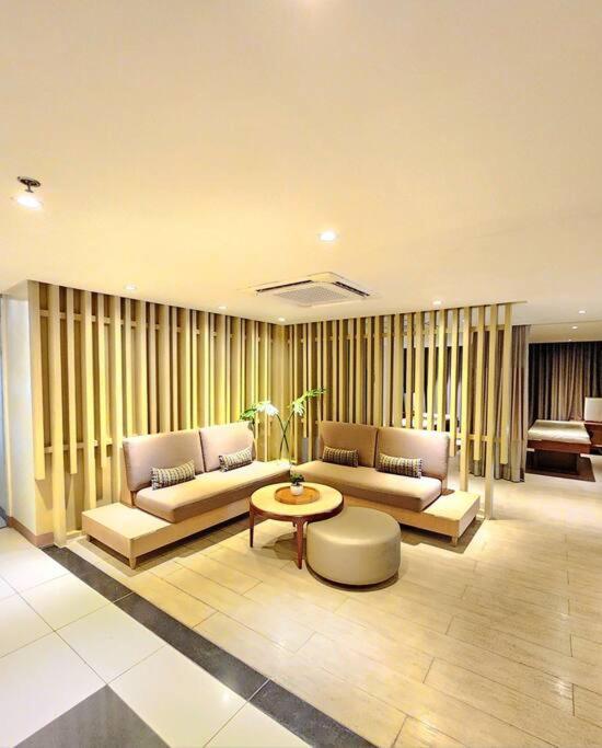 Cosy Executive 1 Bedroom Uptown Parksuites Ultra Fast Internet Manilla Buitenkant foto